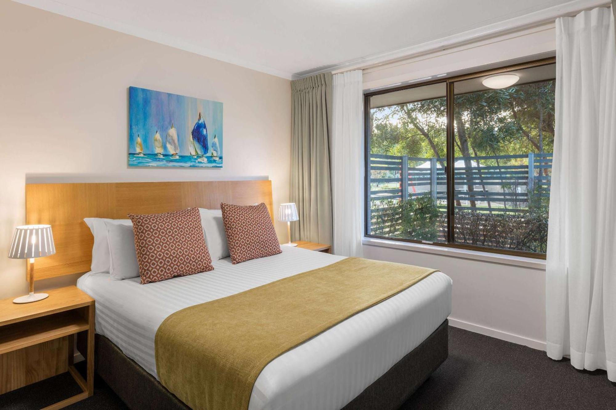 Club Wyndham Seven Mile Beach, Trademark Collection By Wyndham Cambridge Exterior foto